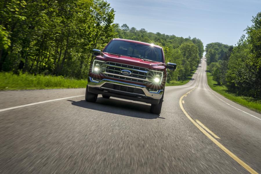  Ford F-150 Lariat SuperCrew 2020 года  (фото 8 из 9)